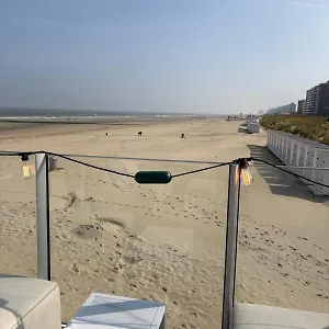 Seagull, Ruim En Volledig Vernieuwd Met Zeezicht In Westende Middelkerke