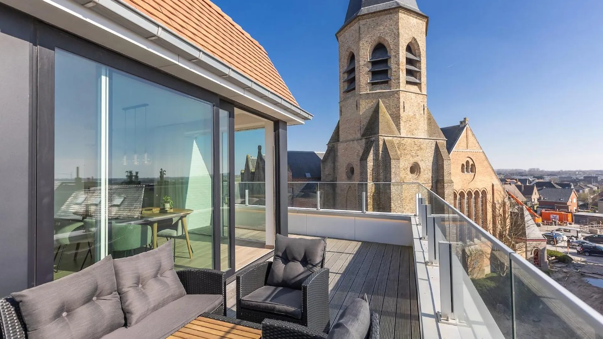 Apartment In Middelkerke With Sun Terrace contacts
